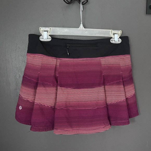 Women’s lululemon skirt - Picture 2 of 2